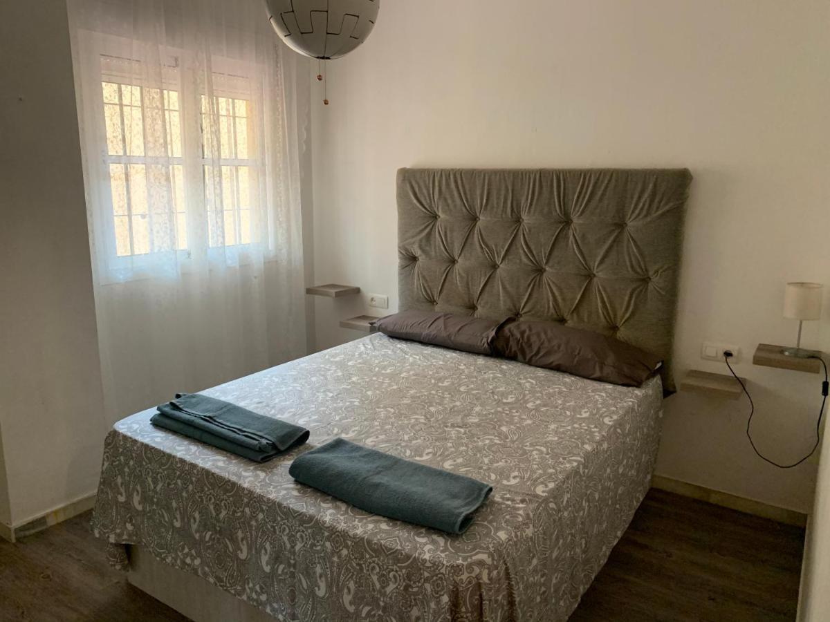 Apartamento con jardín y piscina en el faro de calaburras La Cala De Mijas Exterior foto